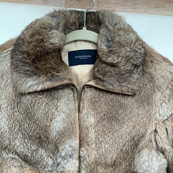 Burberry Jackets & Blazers - Burberry 🤎 London Cropped Crop Brown Fur Satin Lined Coat Mob Wife Chic 4US 6UK